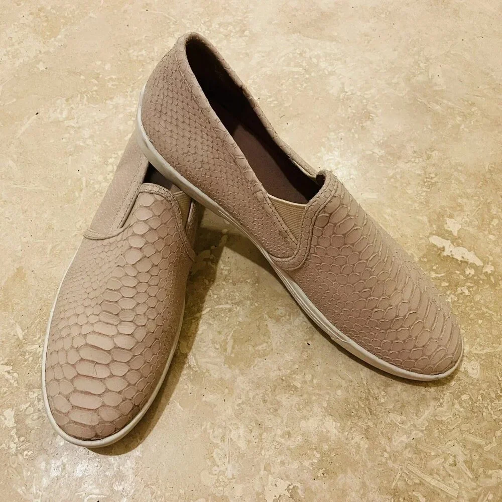 JOIE Kidmore Beige Kidmore Leather Slip-on Alligator/Croc Pattern Sneake…